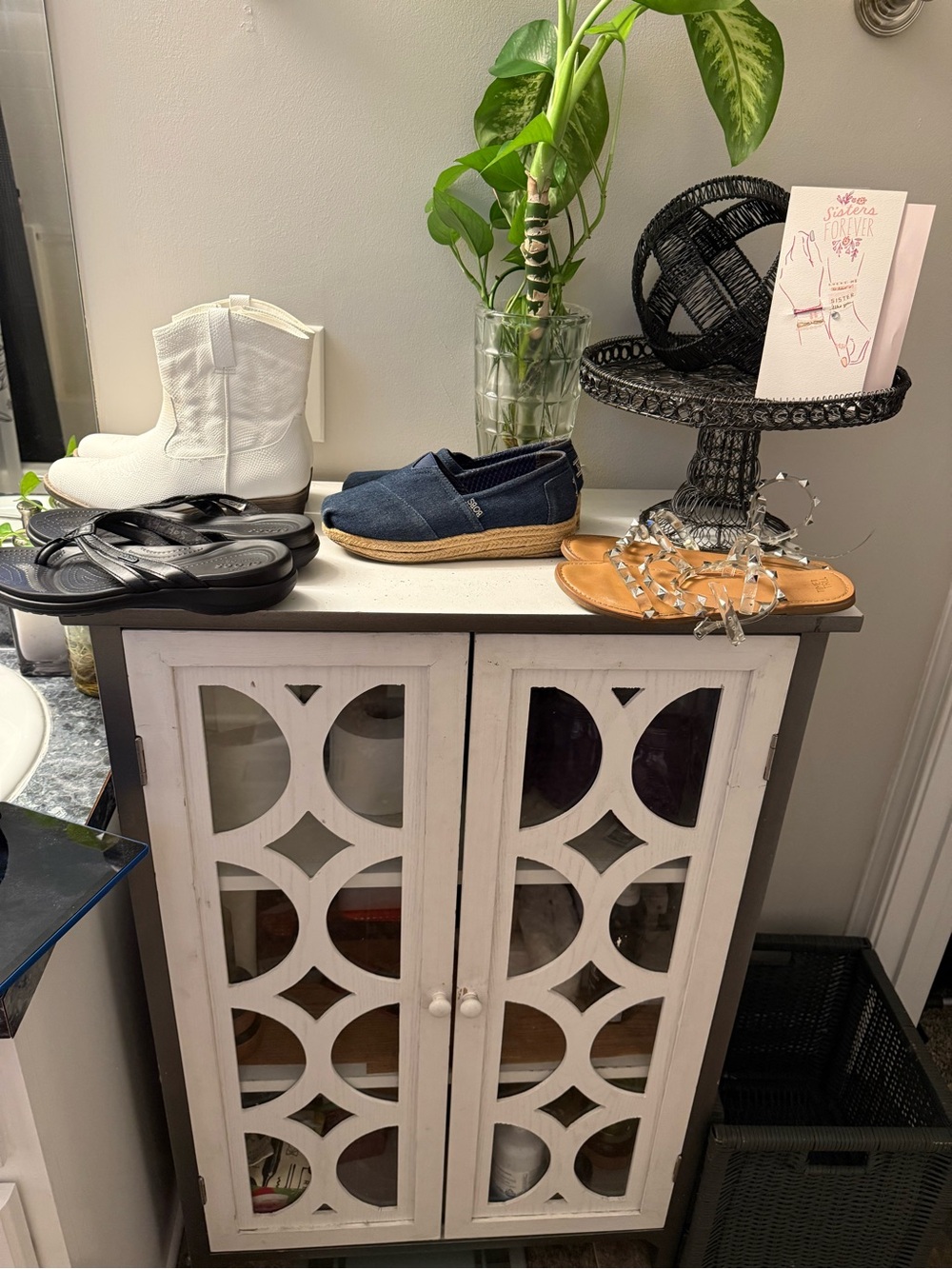 Shoe bundle, 1 new